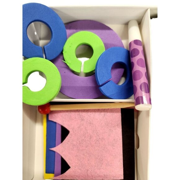 Spice Box Kits for Kids, Yarn Animals Spool Knit & Pom-poms, Over 40 projects - Picture 12 of 16